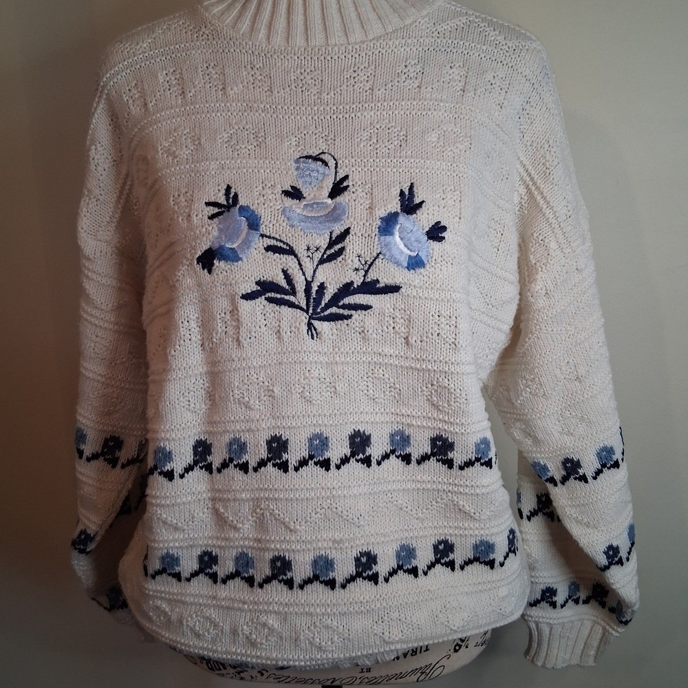 Floral Embroidered Cream Sweater